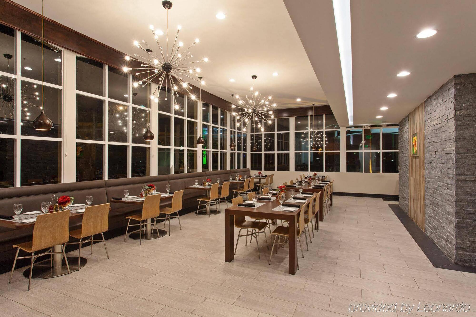 Holiday Inn West Covina, An Ihg Hotel מראה חיצוני תמונה