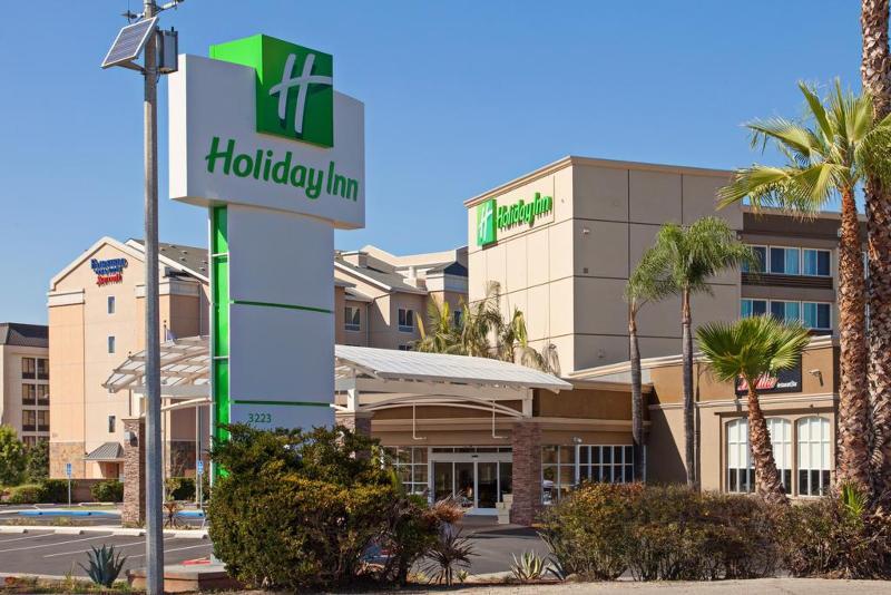 Holiday Inn West Covina, An Ihg Hotel מראה חיצוני תמונה